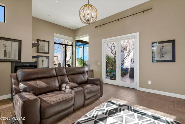 14180 N Los Saguaros Drive, Marana, AZ 85658