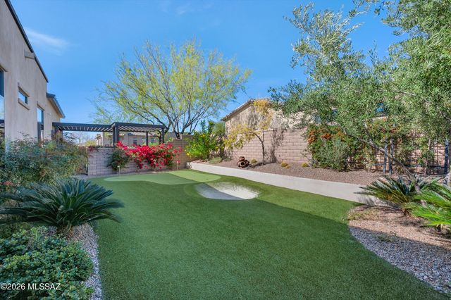 14180 N Los Saguaros Drive, Marana, AZ 85658