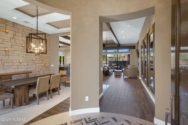 14180 N Los Saguaros Drive, Marana, AZ 85658