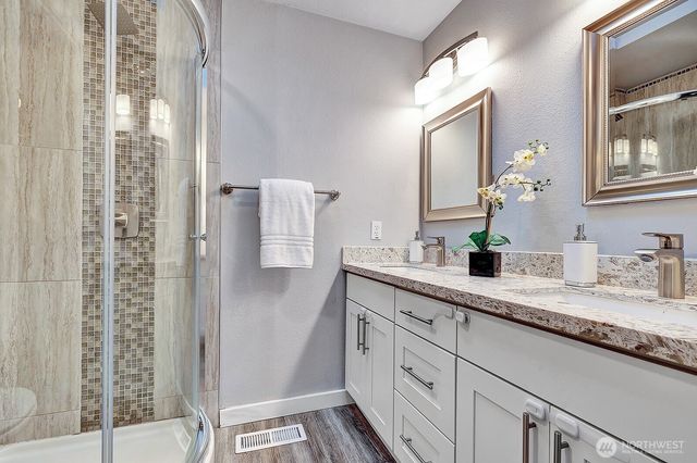 7843 NE 146th Street, Kenmore, WA 98028