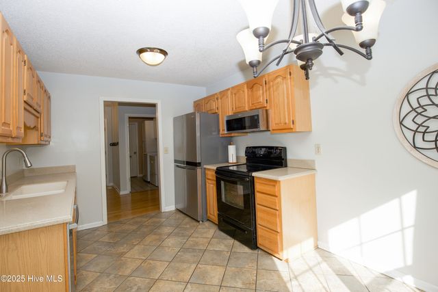 65 Live Oak Lane, Pinehurst, NC 28374