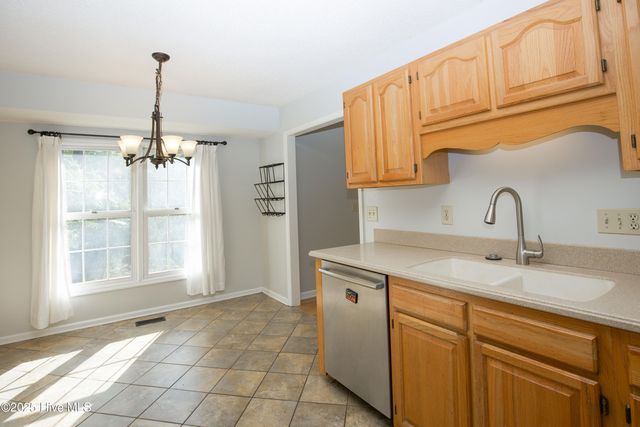 65 Live Oak Lane, Pinehurst, NC 28374