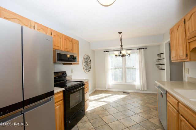 65 Live Oak Lane, Pinehurst, NC 28374