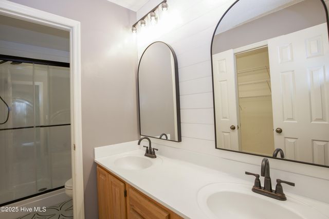 65 Live Oak Lane, Pinehurst, NC 28374