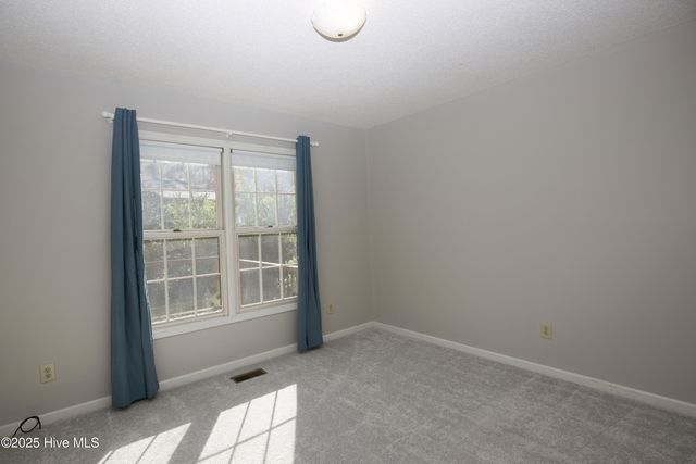 65 Live Oak Lane, Pinehurst, NC 28374