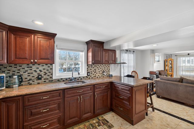 110 Fenwick Street, West Haven, CT 06516