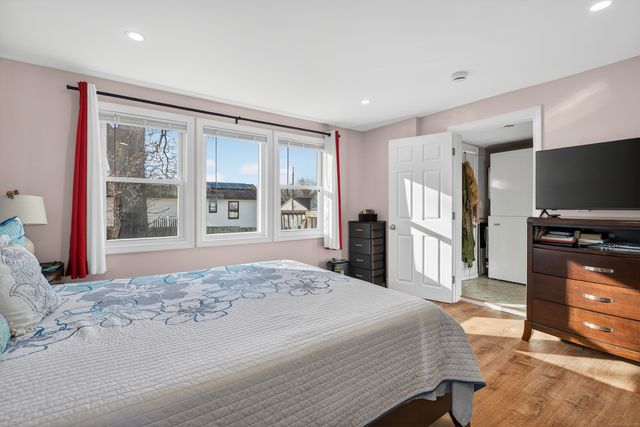 110 Fenwick Street, West Haven, CT 06516