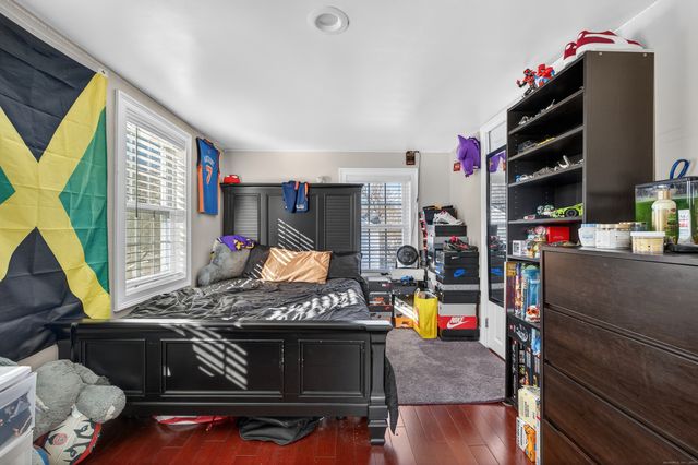 110 Fenwick Street, West Haven, CT 06516