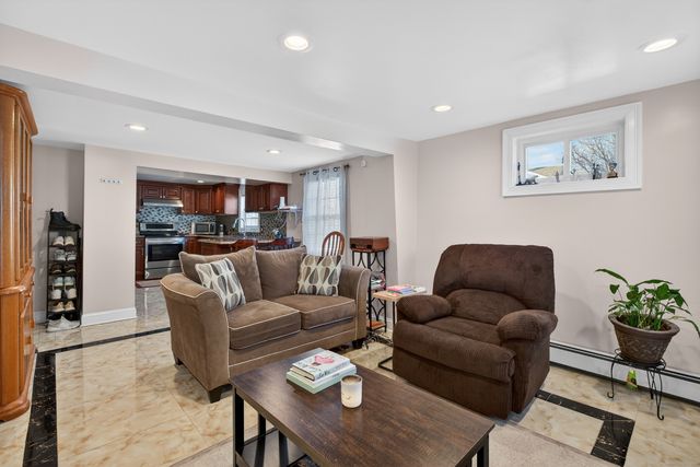 110 Fenwick Street, West Haven, CT 06516