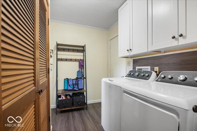 7802 Warbler Way, Indianapolis, IN 46256