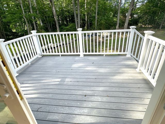 3 Clermont Way, Freetown, MA 02717