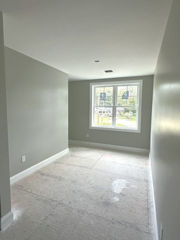 3 Clermont Way, Freetown, MA 02717