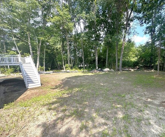 3 Clermont Way, Freetown, MA 02717