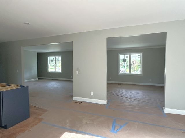3 Clermont Way, Freetown, MA 02717