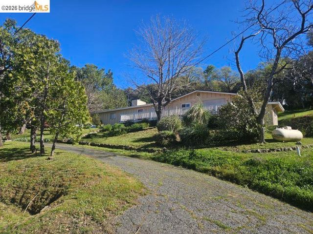 19967 Peaceful Oak, Sonora, CA 95370