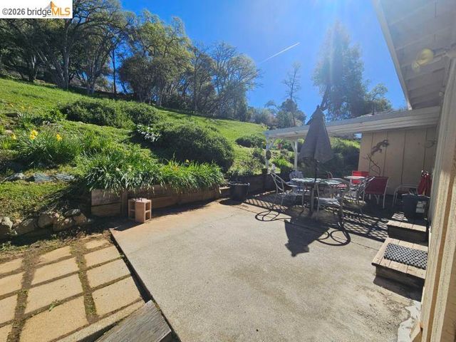 19967 Peaceful Oak, Sonora, CA 95370