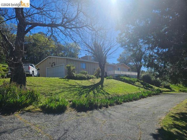 19967 Peaceful Oak, Sonora, CA 95370
