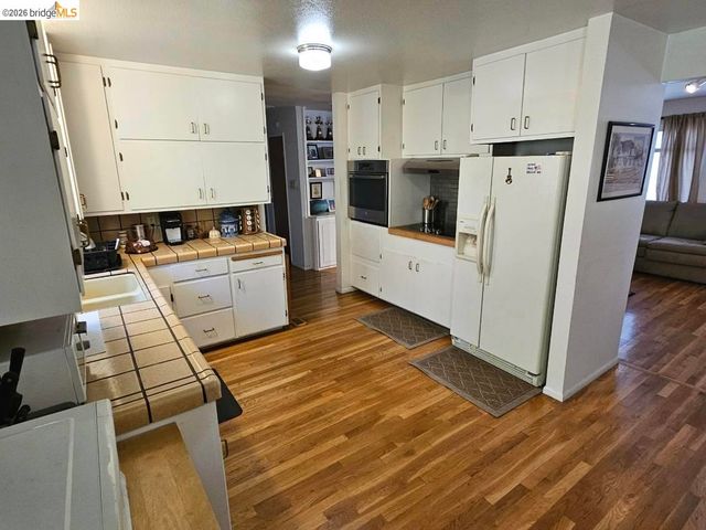 19967 Peaceful Oak, Sonora, CA 95370