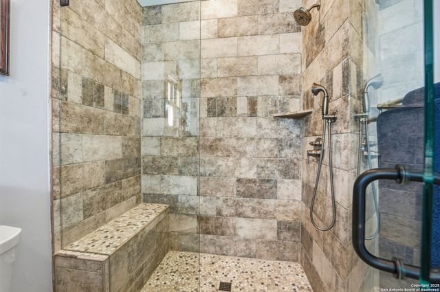 601 Garrison Rd, Fredericksburg, TX 78624