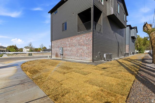 340 E 7635 S, Sandy, UT 84047