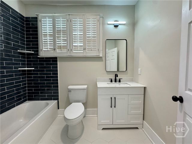 1112 E Anderson Street, Savannah, GA 31404