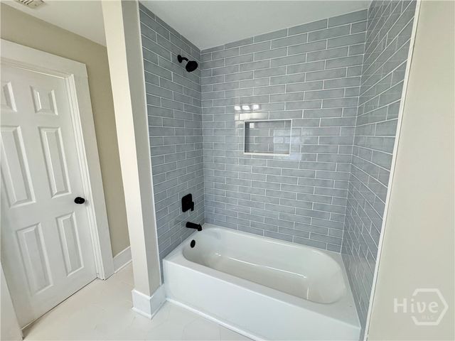 1112 E Anderson Street, Savannah, GA 31404