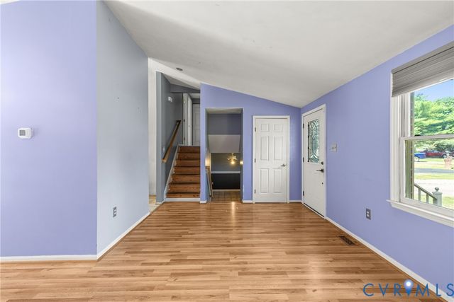 9239 Tweed Pl, Glen Allen, VA 23060