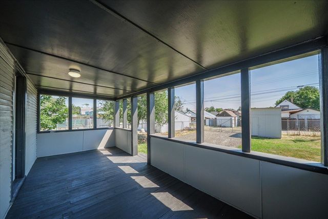 2224 E Empire Ave, Spokane, WA 99207