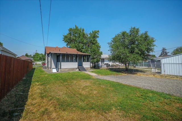 2224 E Empire Ave, Spokane, WA 99207