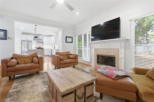 139 Clubhouse Drive NW, Kennesaw, GA 30144