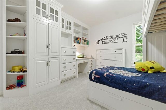 139 Clubhouse Drive NW, Kennesaw, GA 30144