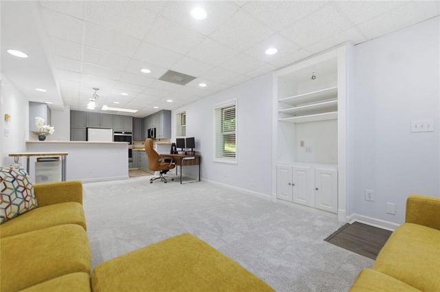 139 Clubhouse Drive NW, Kennesaw, GA 30144