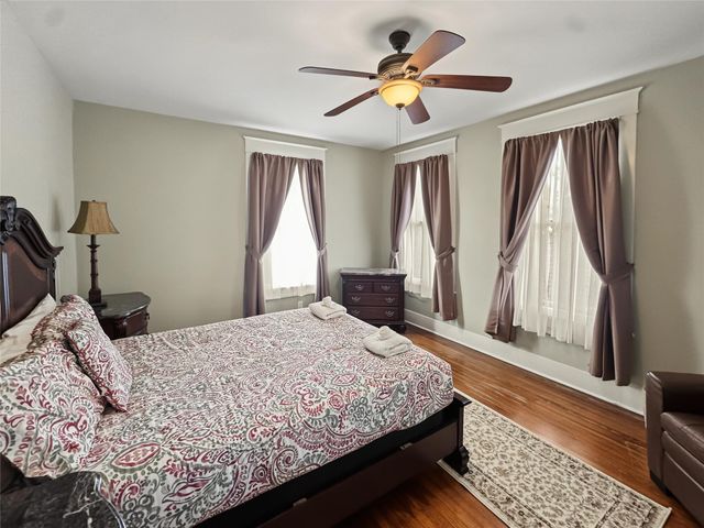 2608 Ursuline Street, Galveston, TX 77550