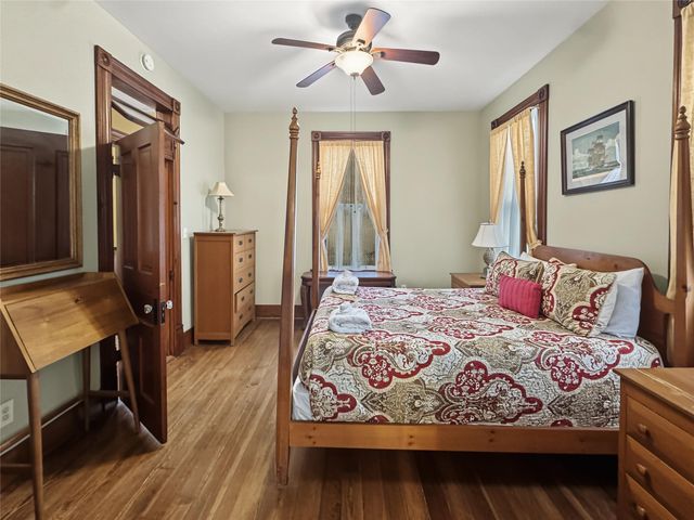 2608 Ursuline Street, Galveston, TX 77550