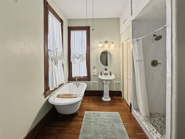 2608 Ursuline Street, Galveston, TX 77550