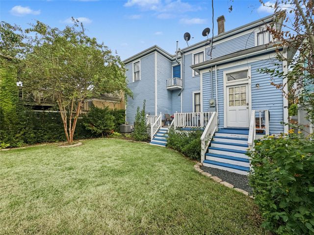 2608 Ursuline Street, Galveston, TX 77550