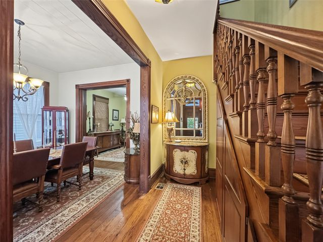 2608 Ursuline Street, Galveston, TX 77550