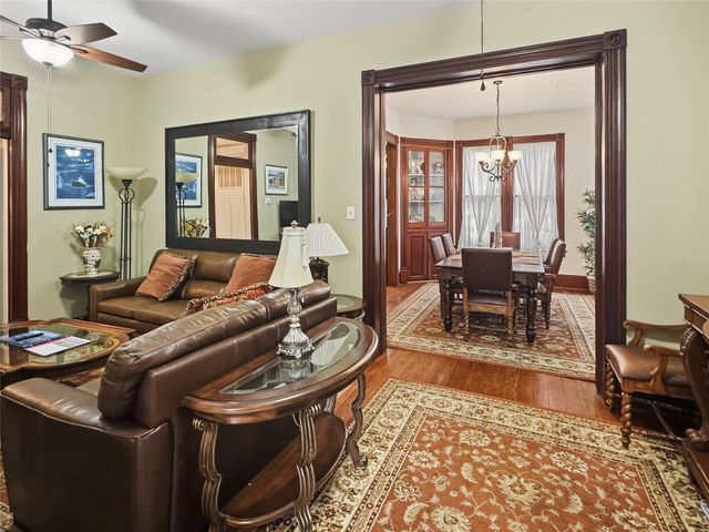 2608 Ursuline Street, Galveston, TX 77550