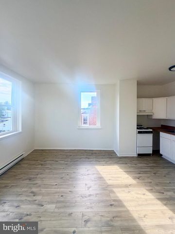 101 W MAIN ST, Mount Joy, PA 17552