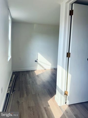 101 W MAIN ST, Mount Joy, PA 17552