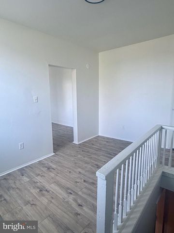 101 W MAIN ST, Mount Joy, PA 17552