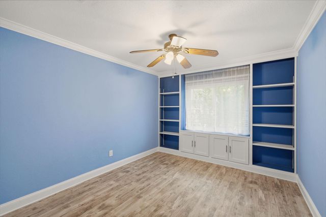 6452 Burgoyne Road 100, Houston, TX 77057