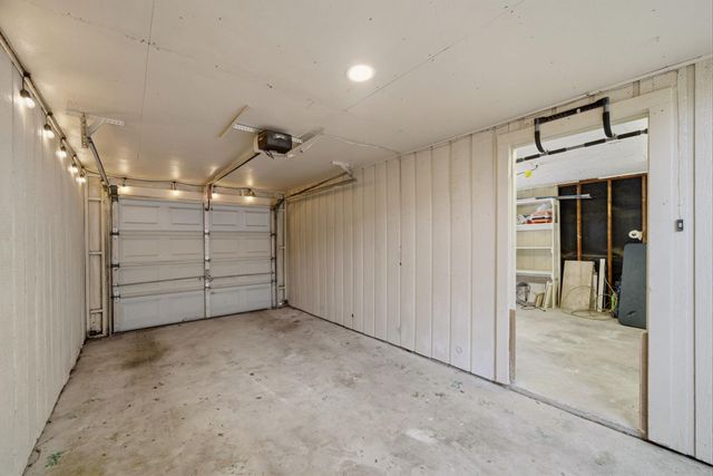 6452 Burgoyne Road 100, Houston, TX 77057