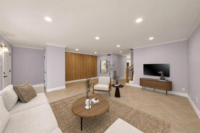 6452 Burgoyne Road 100, Houston, TX 77057