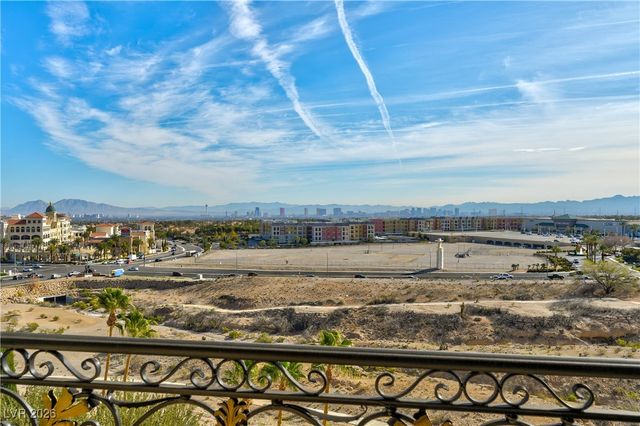 9101 Alta Drive 402, Las Vegas, NV 89145