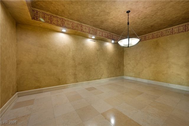 9101 Alta Drive 402, Las Vegas, NV 89145