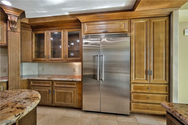 9101 Alta Drive 402, Las Vegas, NV 89145