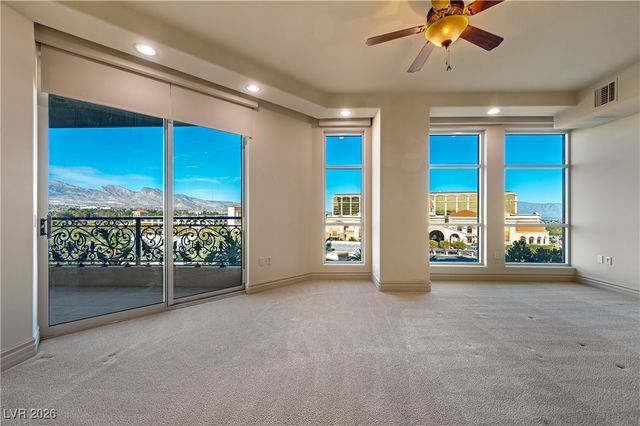 9101 Alta Drive 402, Las Vegas, NV 89145