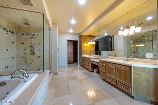 9101 Alta Drive 402, Las Vegas, NV 89145