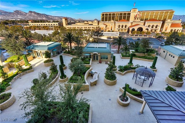 9101 Alta Drive 402, Las Vegas, NV 89145